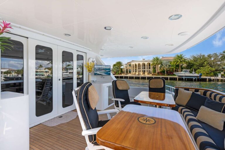 Aft Deck Alfresco Dining
