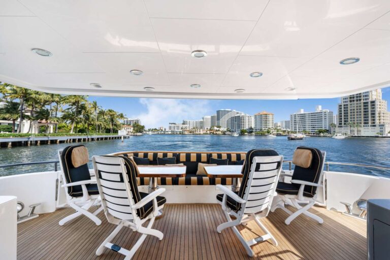 Aft Deck Seating