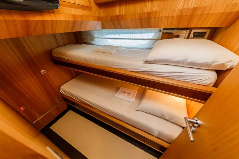 Bunk Cabin