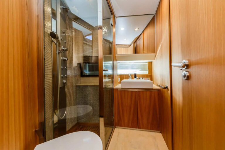 Twin Ensuite