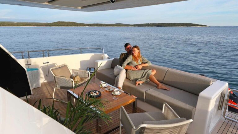 Main deck aft