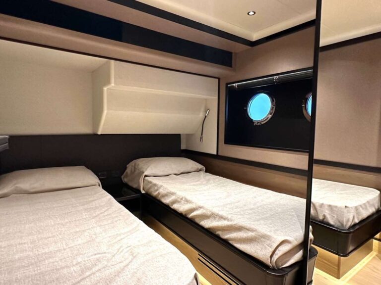 Twin Guest Suite