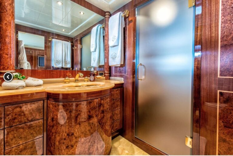 Master Ensuite