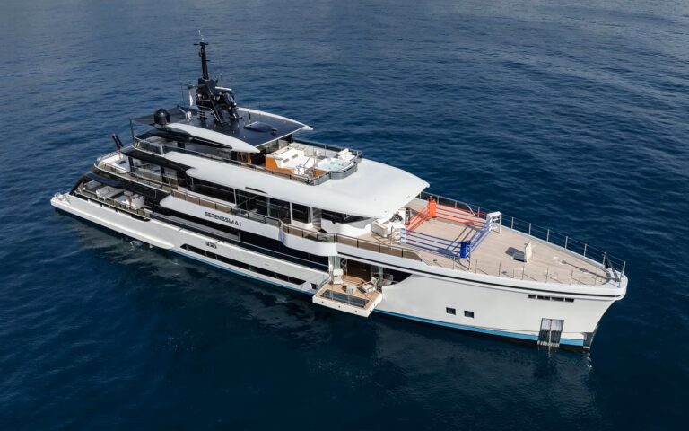 Luxury Yacht SERENISSIMA II