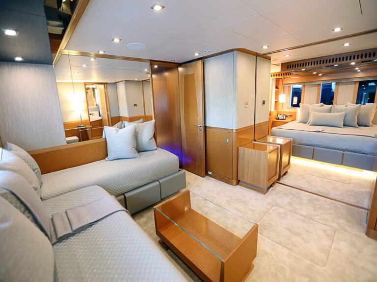 MY SERENITY 133 - Convertible lounge
