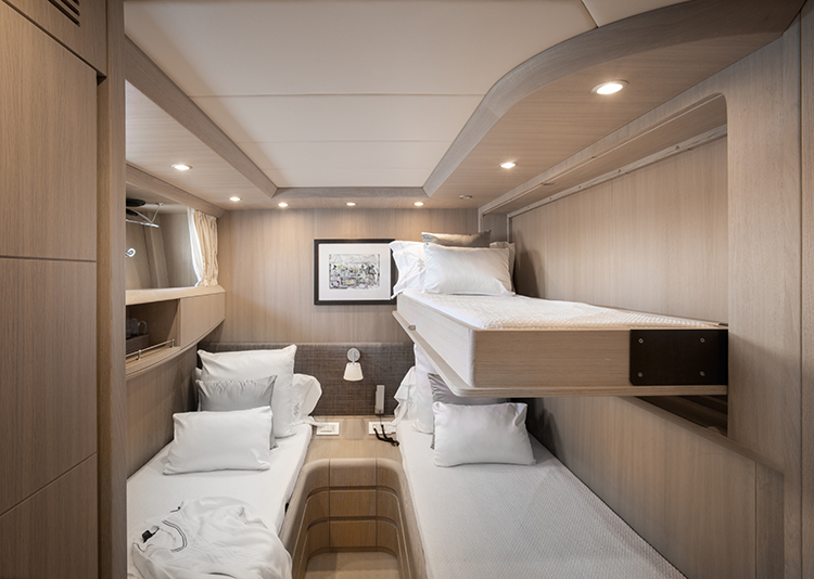 Twin cabin and Pullman