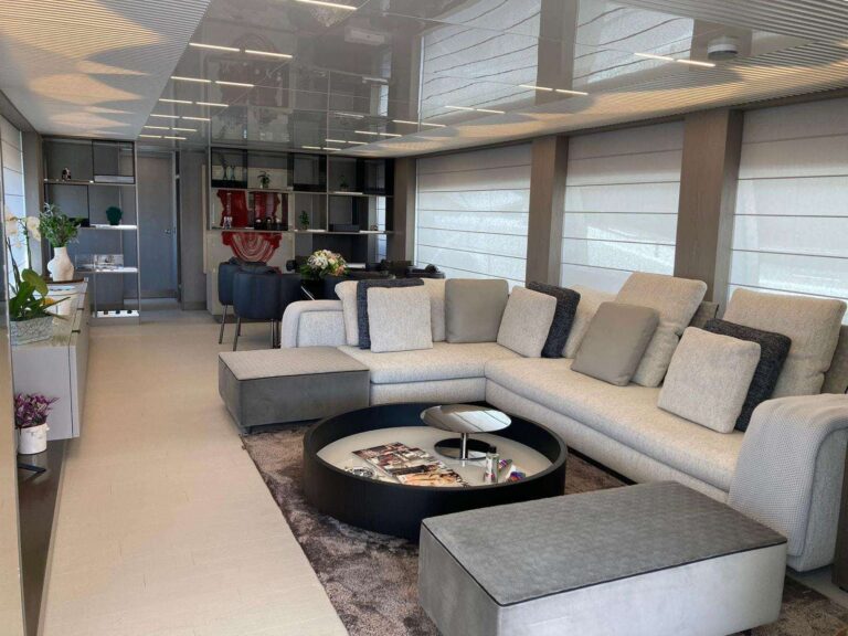 Main salon