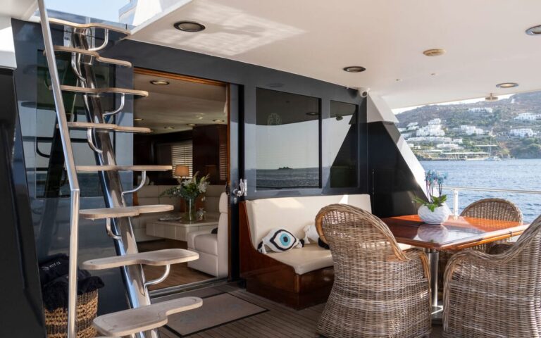 Aft Deck Dining