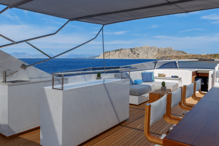 Flybridge