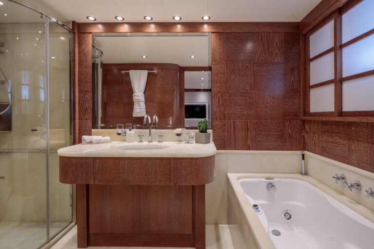 Master Ensuite
