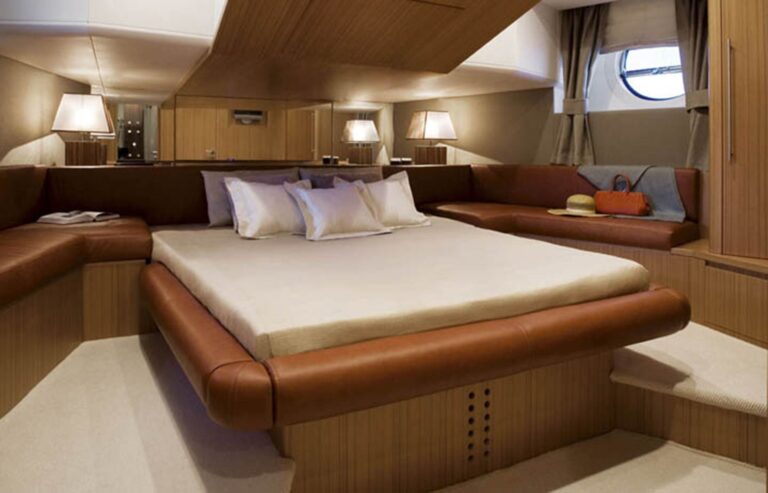 Double Cabin