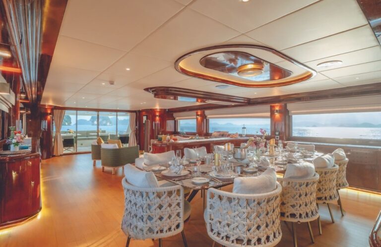 Main Dining