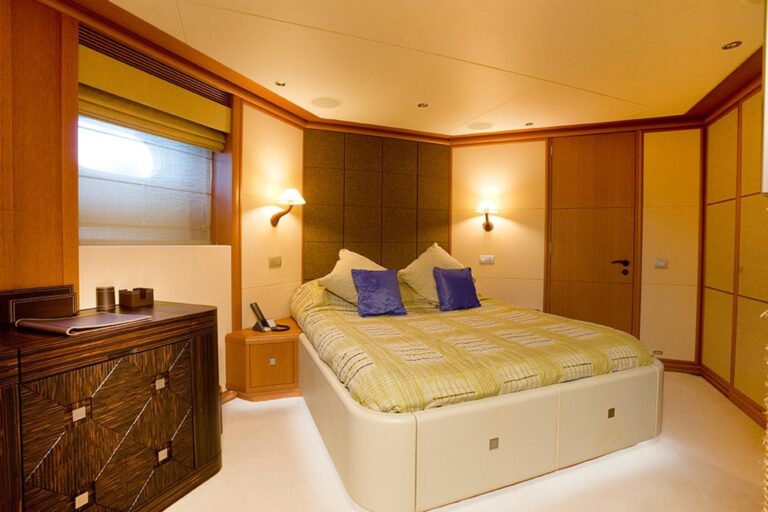 Guest Cabin