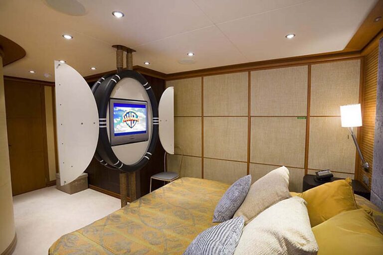 Guest Cabin