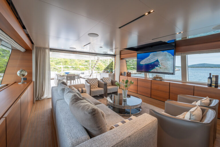 Bridge Deck Saloon