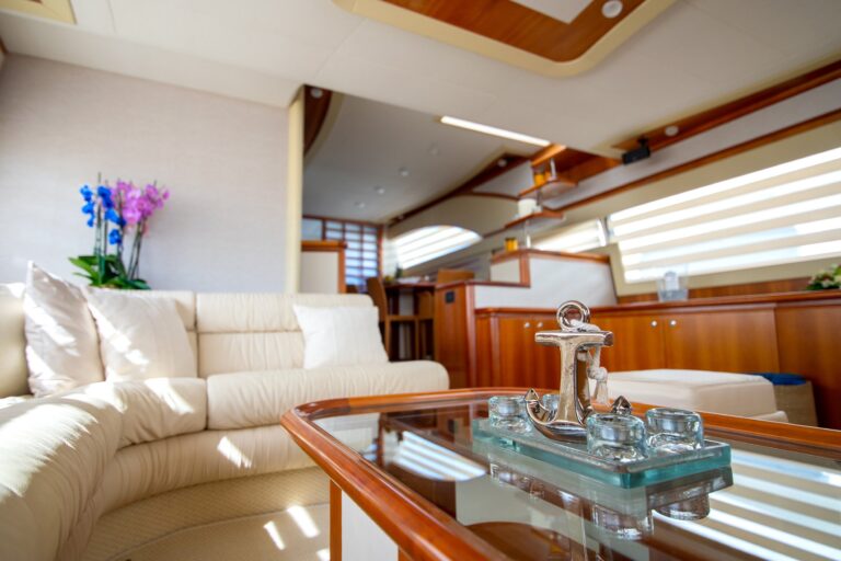 Main salon lounge