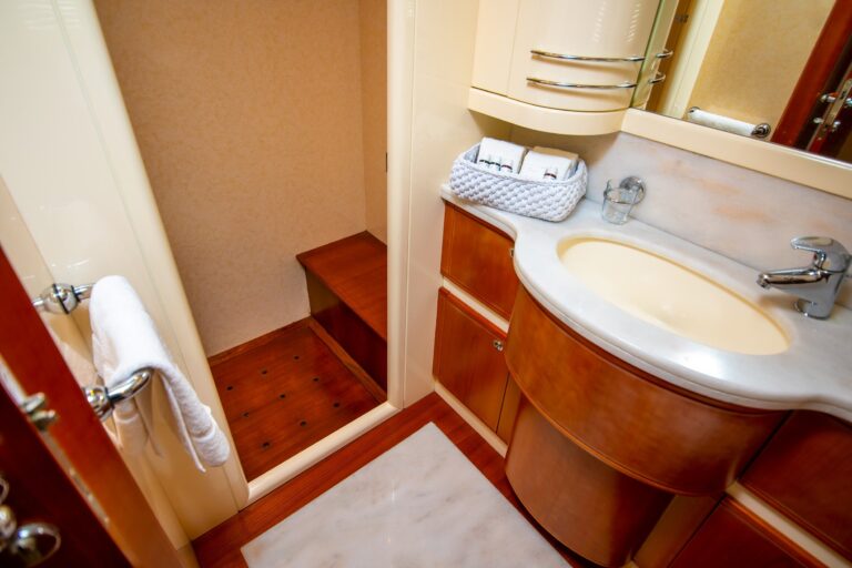 Master ensuite