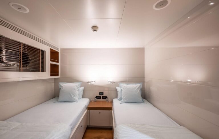 Twin Suite