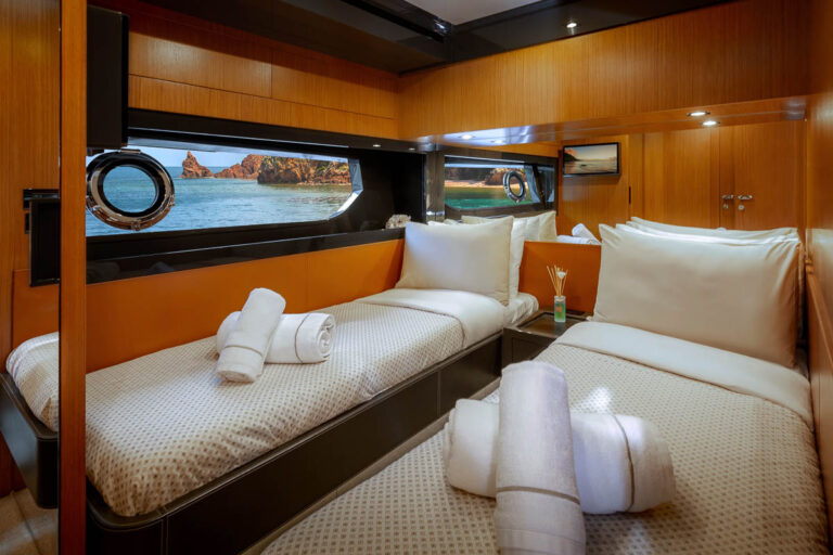 Twin Cabin