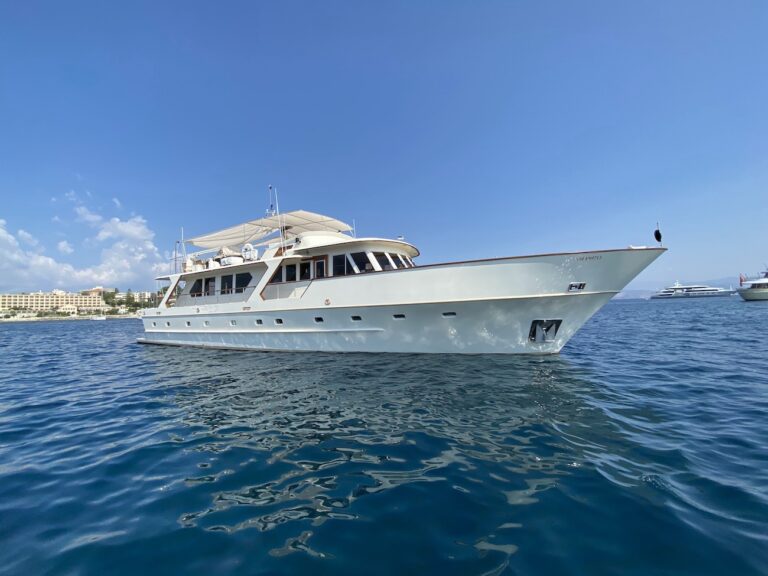 Stalca Yacht In Greece