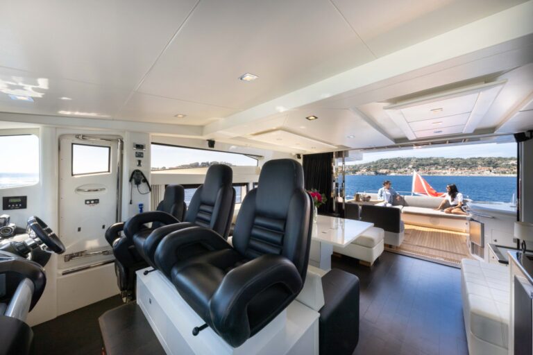 Main Salon View Aft