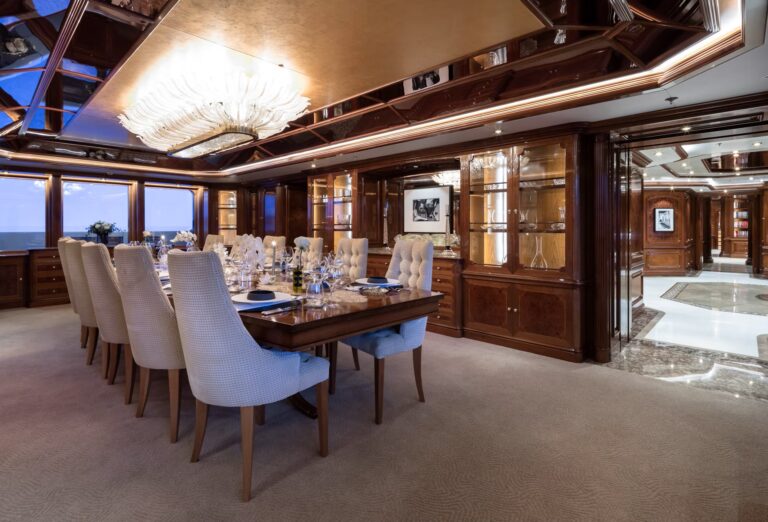 Dining Salon
