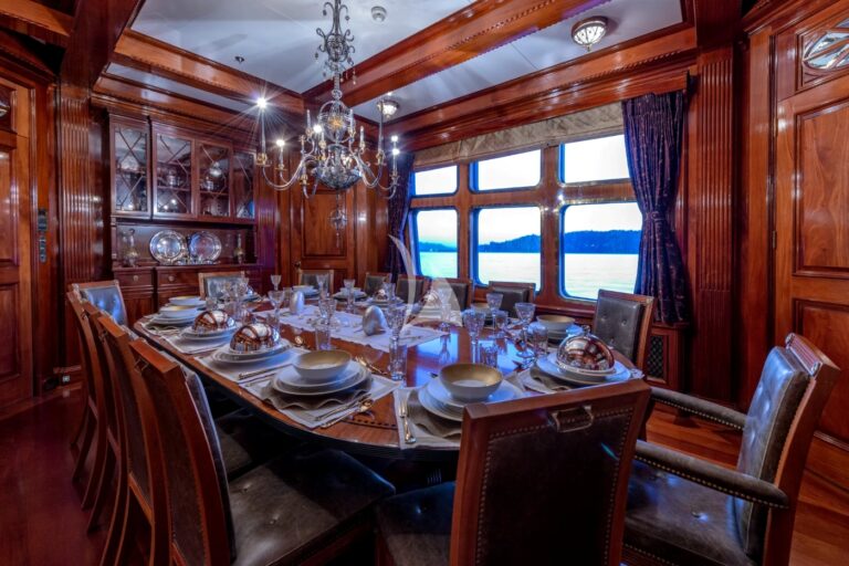 Main Dining