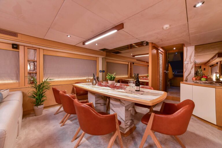 Main Salon Dining