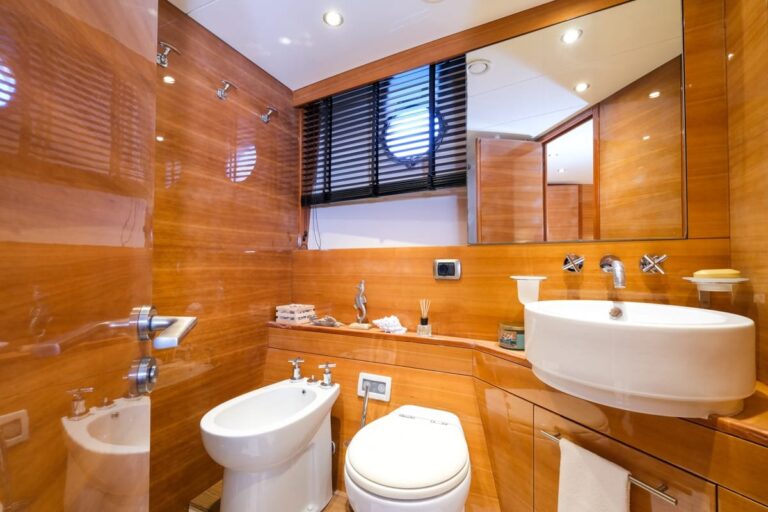 Master ensuite