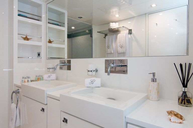 Master Ensuite