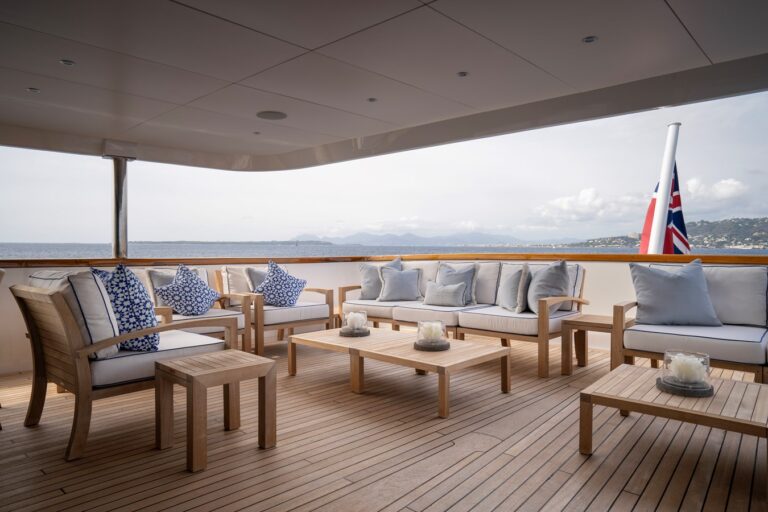 Aft Deck Seating