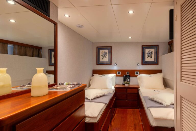Twin Suite