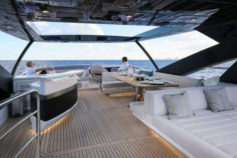 Flybridge
