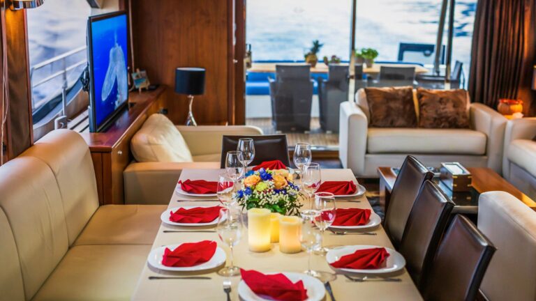 Formal Dining