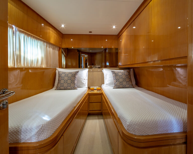 Twin Cabin