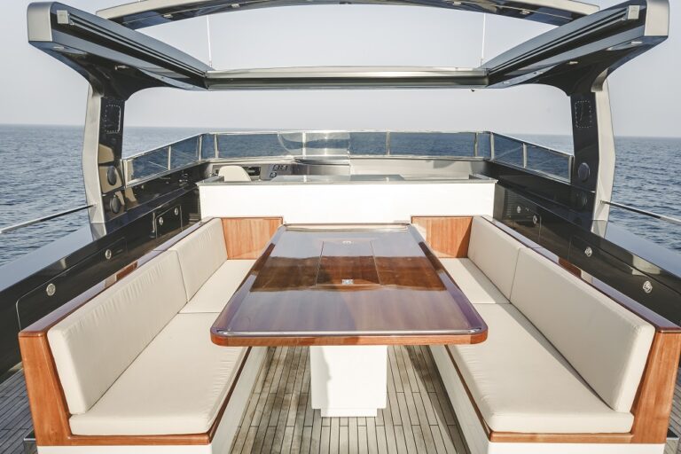 Flybridge