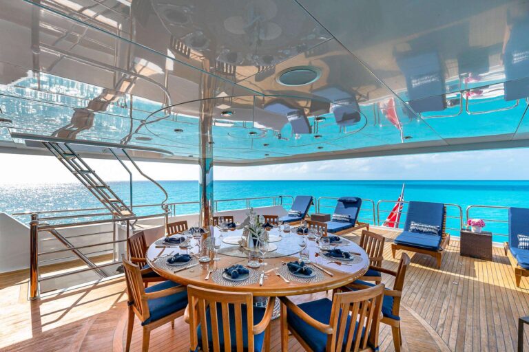 Alfresco Dining