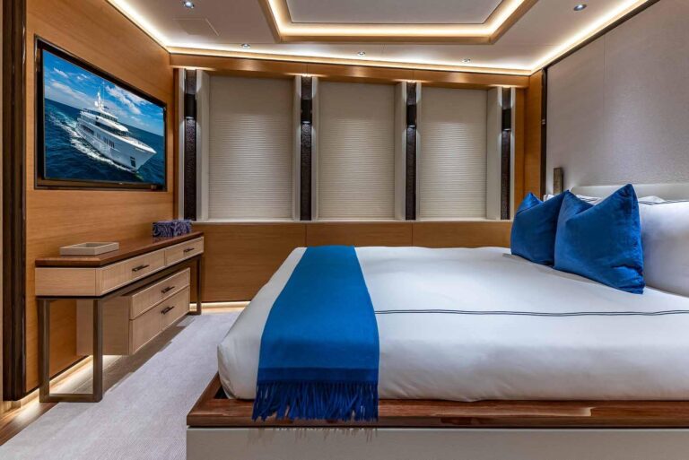 Double Cabin