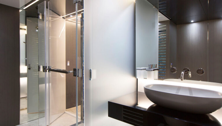 Ensuite