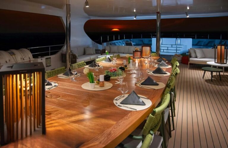 Main Dining