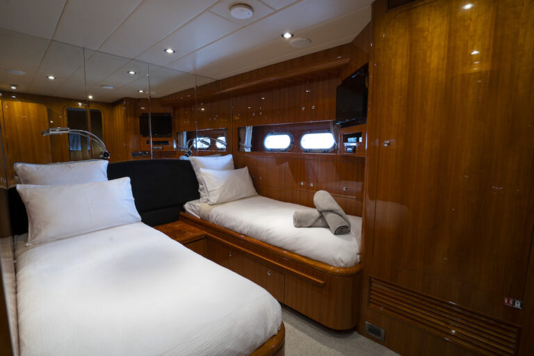 Twin Cabin