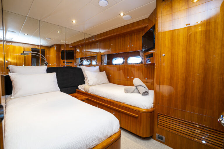 Twin Cabin
