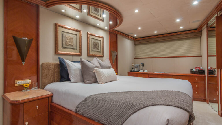 VIP Cabin