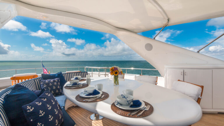 Upper Deck Dining