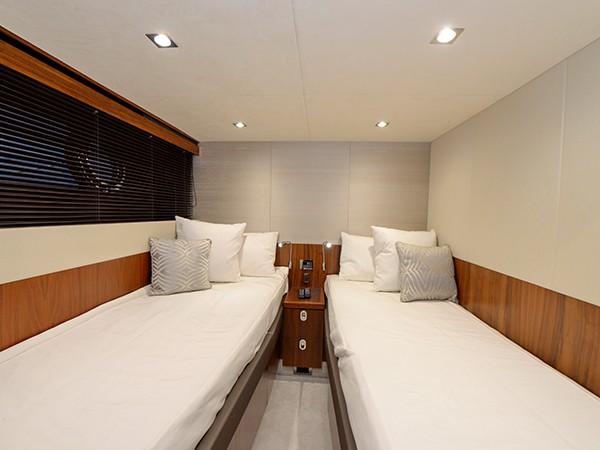 Twin Cabin