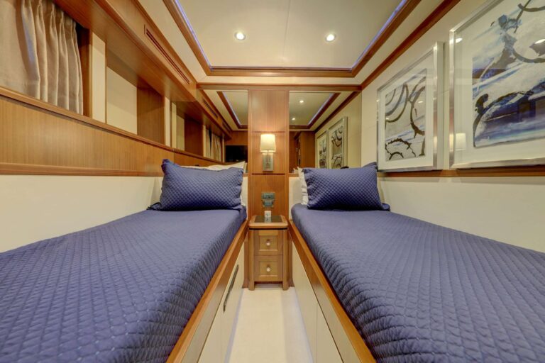 Twin Cabin