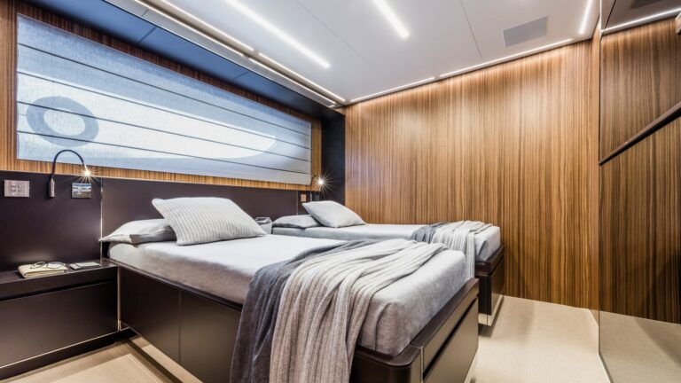 Twin Cabin