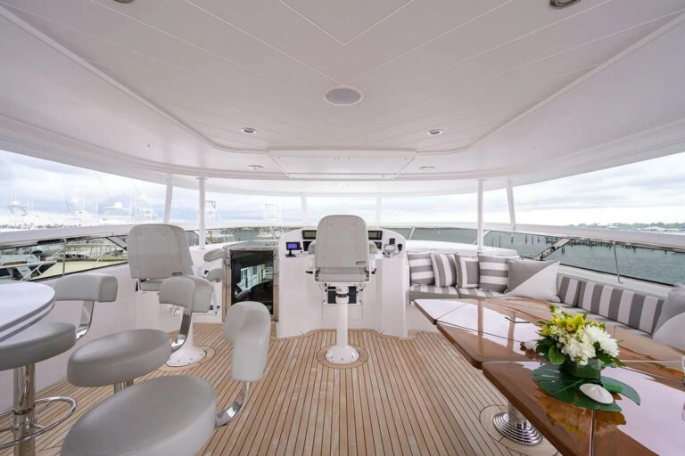 Deck Helm