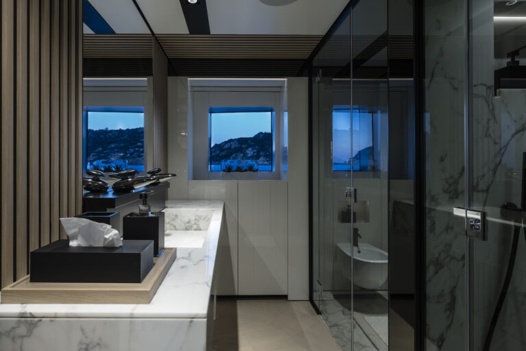 Master Ensuite Bathroom