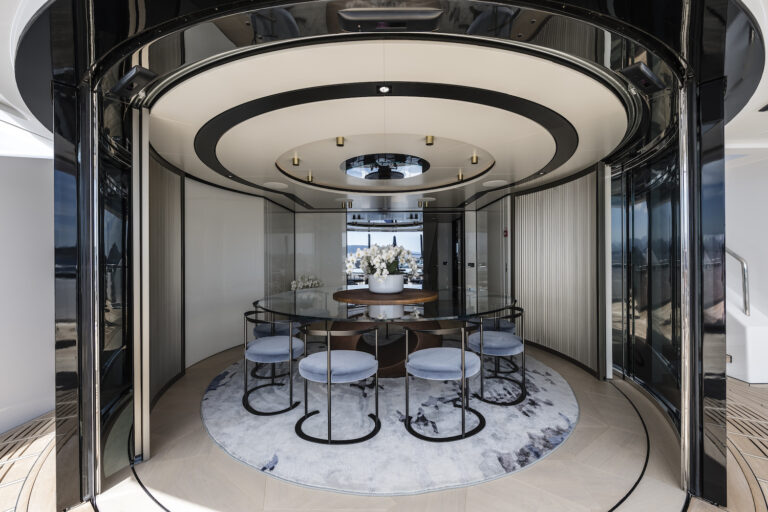 Upper Deck Dining